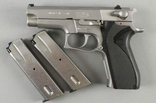 smith and wesson 5906